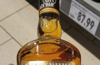 Black Ram Blended Whisky: Czy ten czarny baran jest królem stada czy czarną owcą? Black Ram Blended Whisky