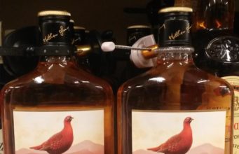 Famous Grouse Naked