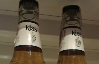 Kiss Premium Dry