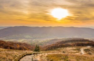 Rzuć wszystko i wyjedź w Bieszczady? Sposoby na wypoczynek z dala od miasta