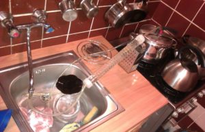 Bimber, czyli jak w warunkach domowych stworzyć coś z niczego urządzenie do bimbru